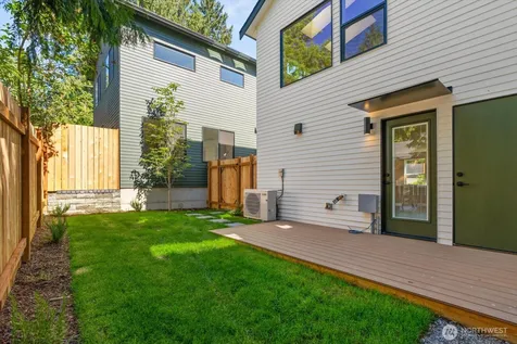 3704 NE 137th Street Seattle WA 98125