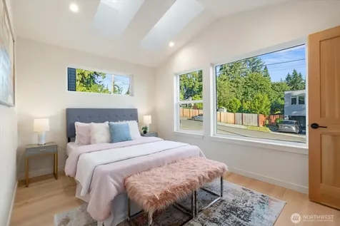 3704 NE 137th Street Seattle WA 98125