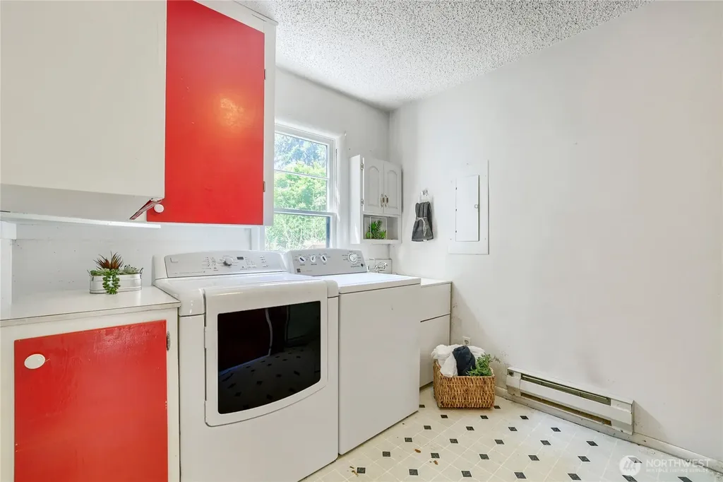 7637 NE 165th Street Kenmore WA 98028