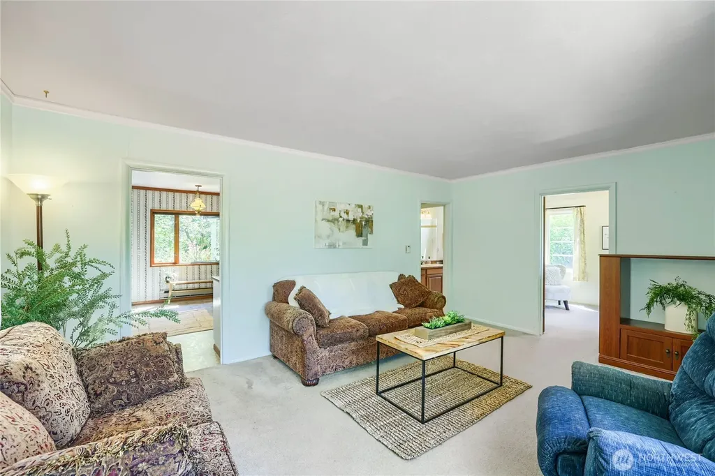 7637 NE 165th Street Kenmore WA 98028