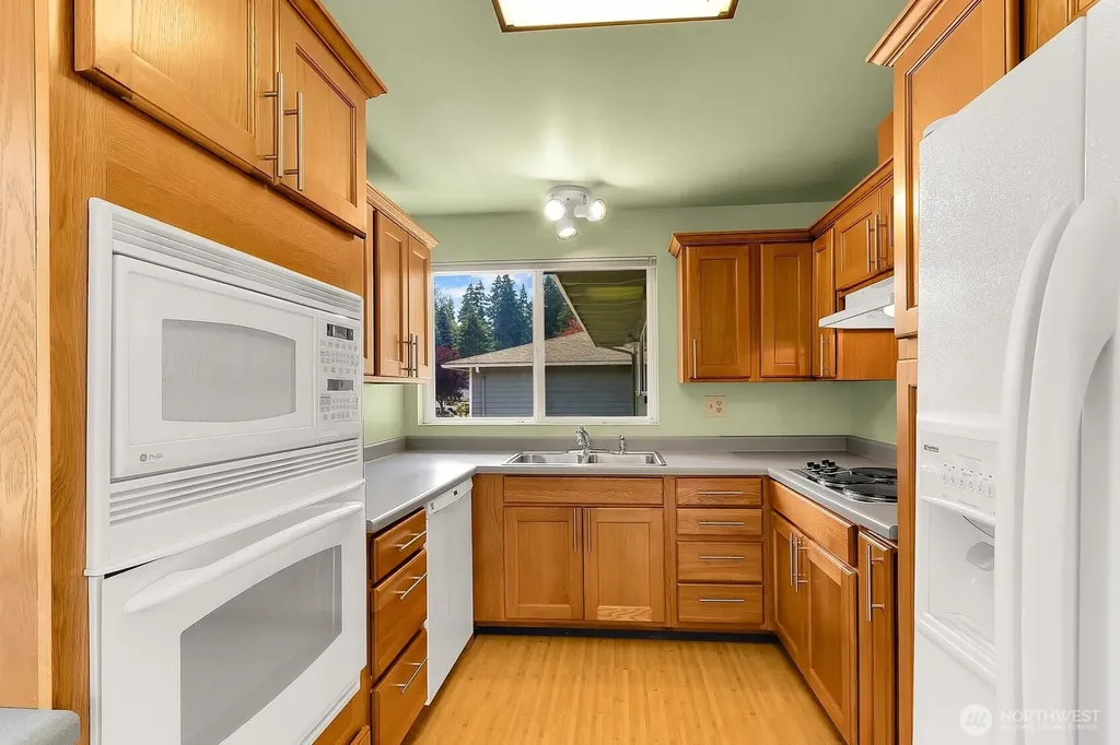 10842 NE 149th Street Bothell WA 98011