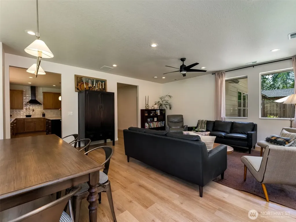 108 Lily Lane Castle Rock WA 98611