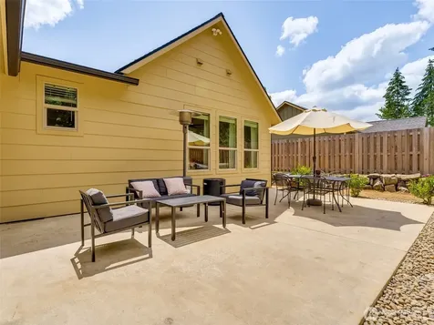 108 Lily Lane Castle Rock WA 98611
