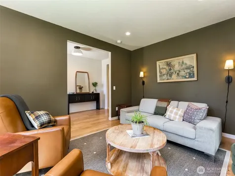 108 Lily Lane Castle Rock WA 98611