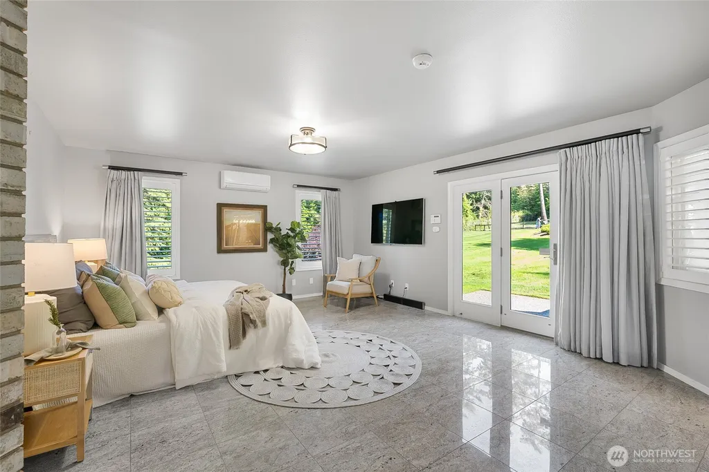9151 Samish Island Road Bow WA 98232