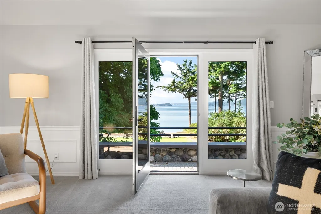 9151 Samish Island Road Bow WA 98232