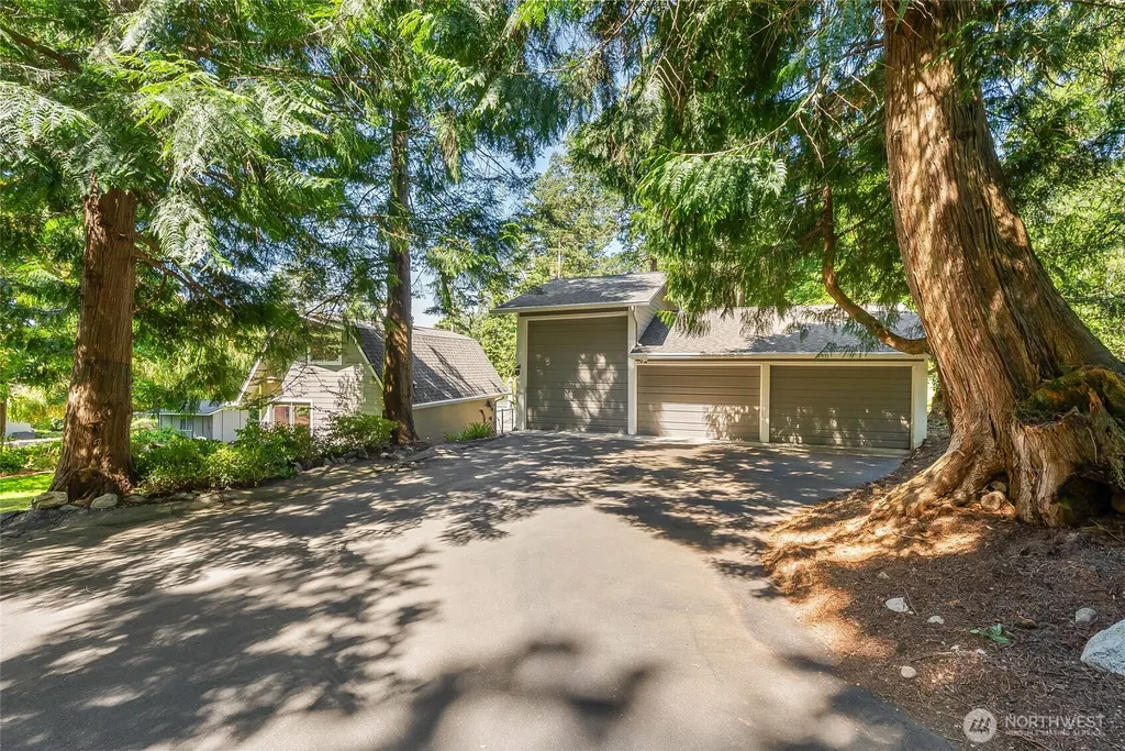 9151 Samish Island Road Bow WA 98232