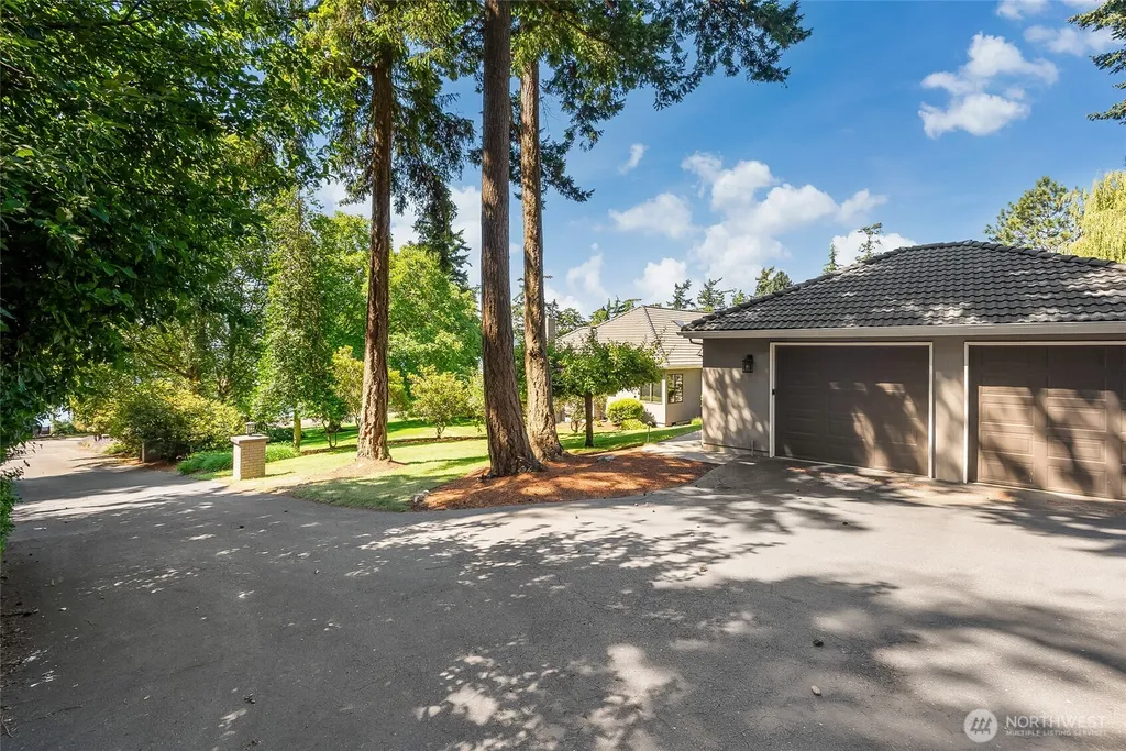 9151 Samish Island Road Bow WA 98232