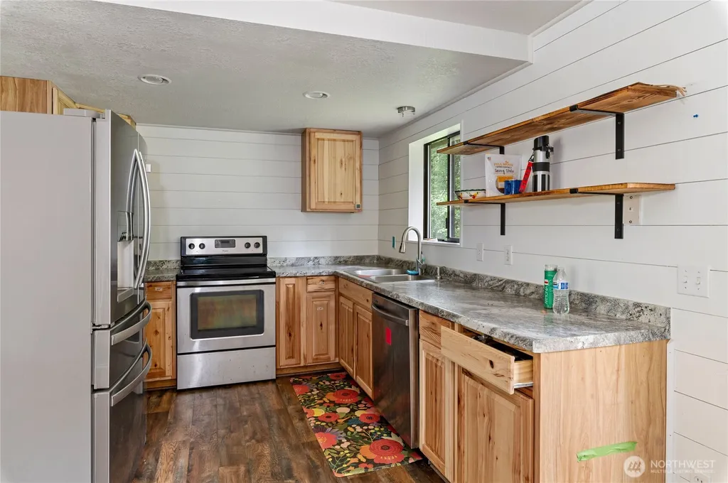 3857 Creek View Court SE Port Orchard WA 98366