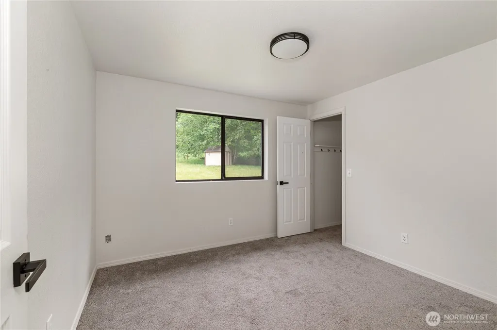 3857 Creek View Court SE Port Orchard WA 98366