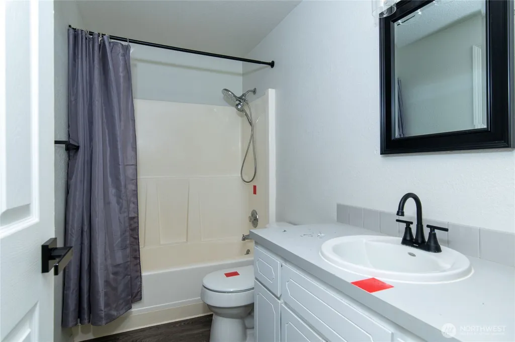 3857 Creek View Court SE Port Orchard WA 98366