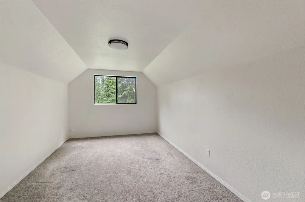 3857 Creek View Court SE Port Orchard WA 98366
