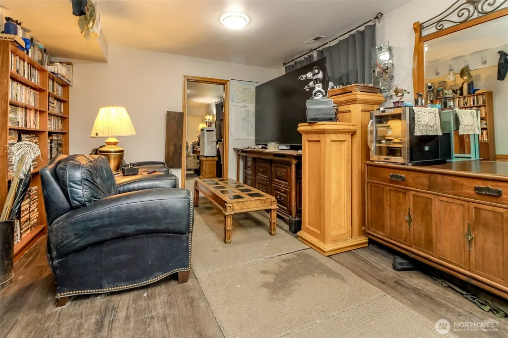 18339 71st Avenue E Puyallup WA 98375
