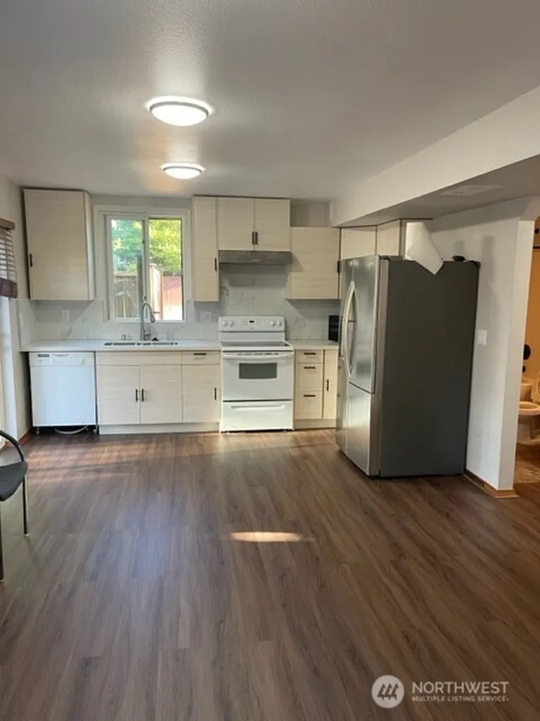 18339 71st Avenue E Puyallup WA 98375