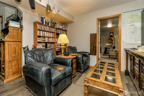 18339 71st Avenue E Puyallup WA 98375