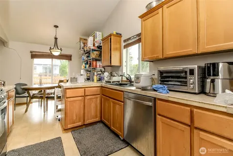 18339 71st Avenue E Puyallup WA 98375