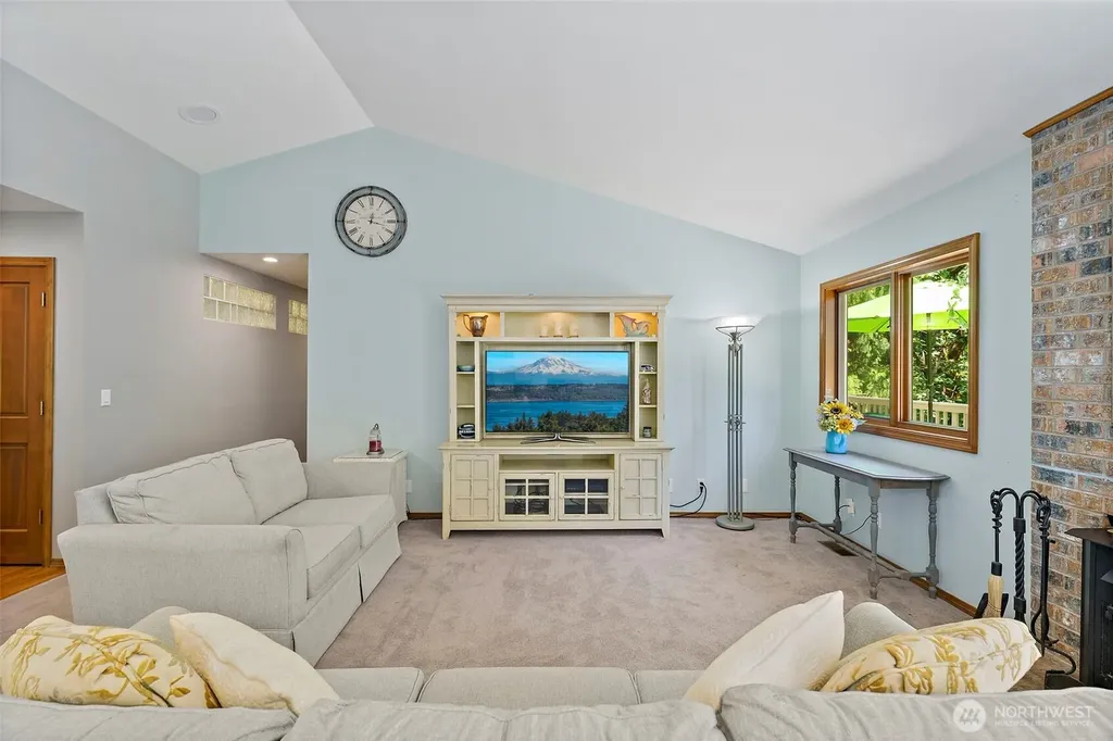 22200 Sweeney Road SE Maple Valley WA 98038