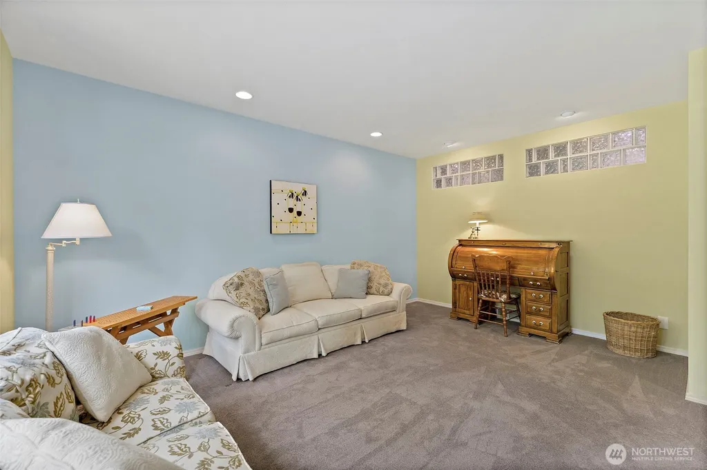 22200 Sweeney Road SE Maple Valley WA 98038