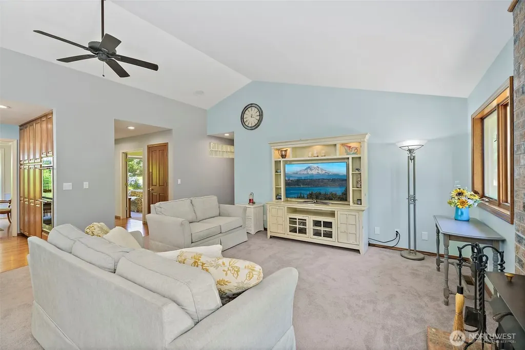 22200 Sweeney Road SE Maple Valley WA 98038