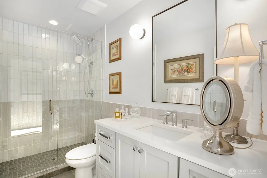 12734 7th Avenue NW Seattle WA 98177
