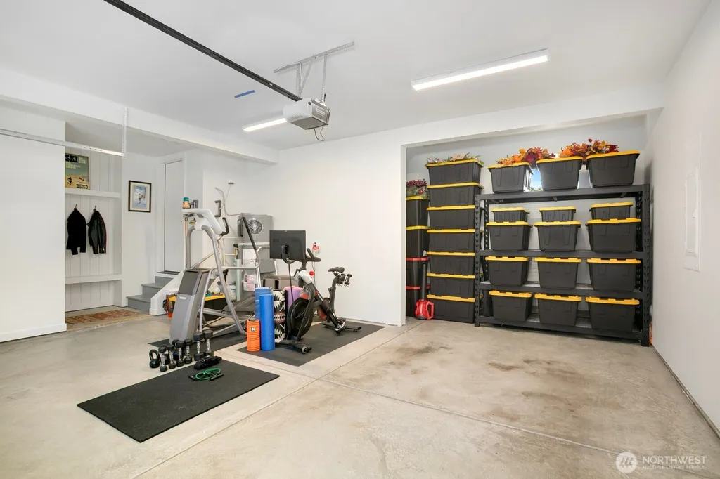 12734 7th Avenue NW Seattle WA 98177