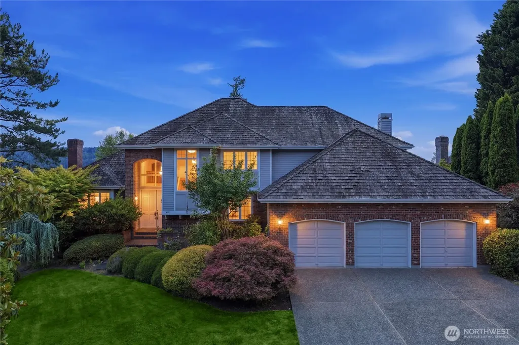 4123 205 Avenue SE Sammamish WA 98075