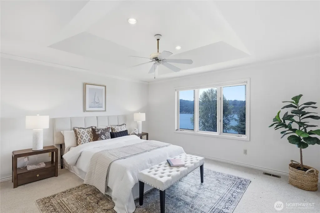 4123 205 Avenue SE Sammamish WA 98075