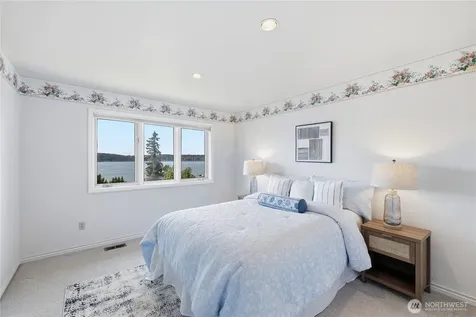 4123 205 Avenue SE Sammamish WA 98075