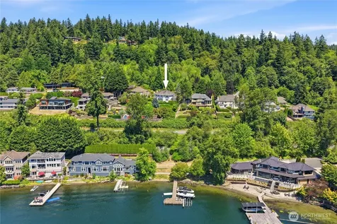 4123 205 Avenue SE Sammamish WA 98075