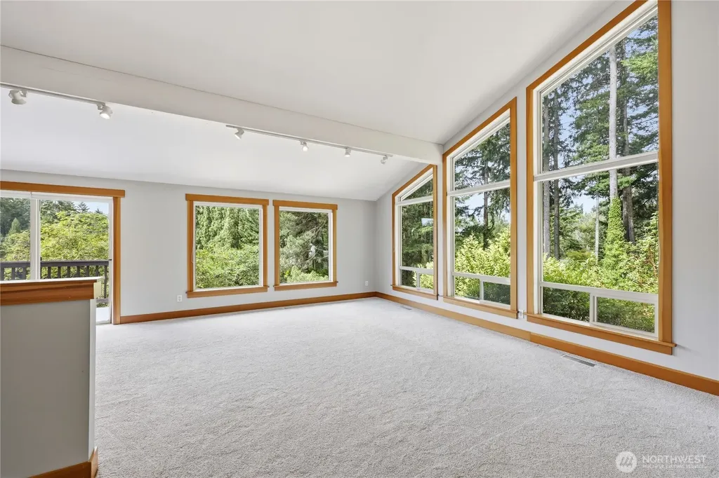 7750 NE Bergman Road Bainbridge Island WA 98110