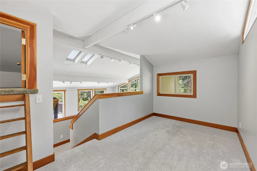 7750 NE Bergman Road Bainbridge Island WA 98110