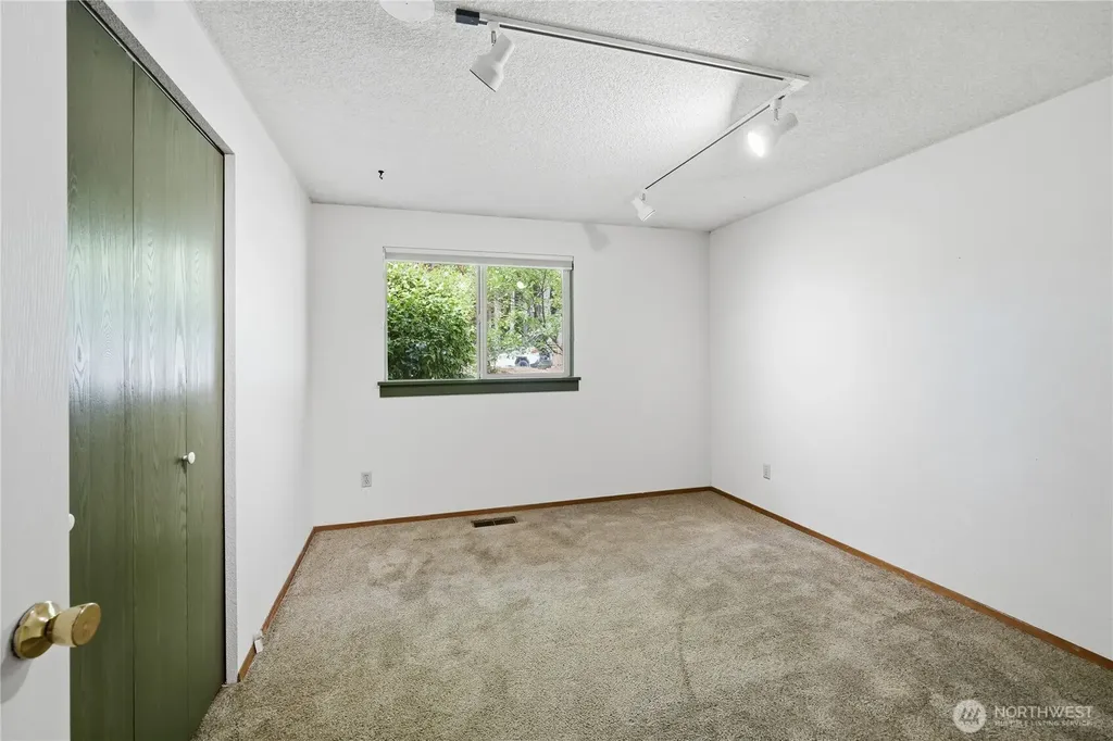 7750 NE Bergman Road Bainbridge Island WA 98110