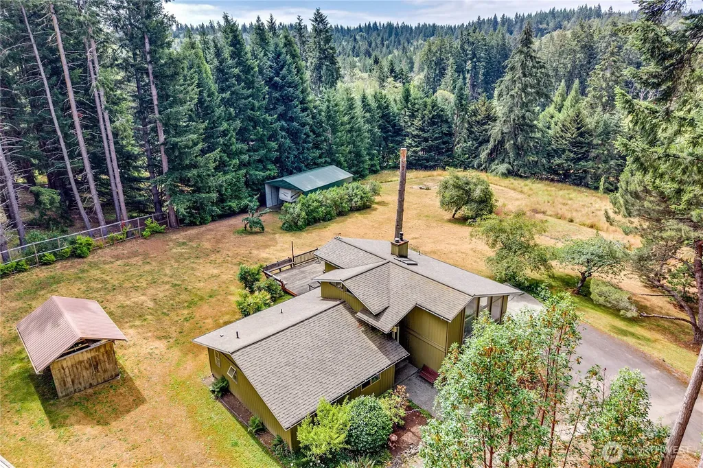 7750 NE Bergman Road Bainbridge Island WA 98110