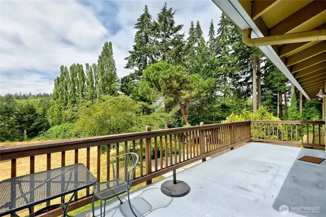 7750 NE Bergman Road Bainbridge Island WA 98110