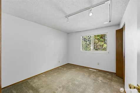 7750 NE Bergman Road Bainbridge Island WA 98110