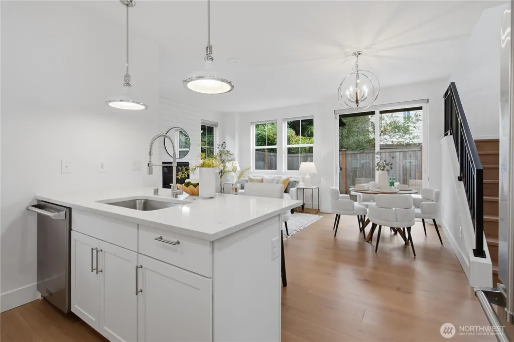 11505 112th Court NE Kirkland WA 98033