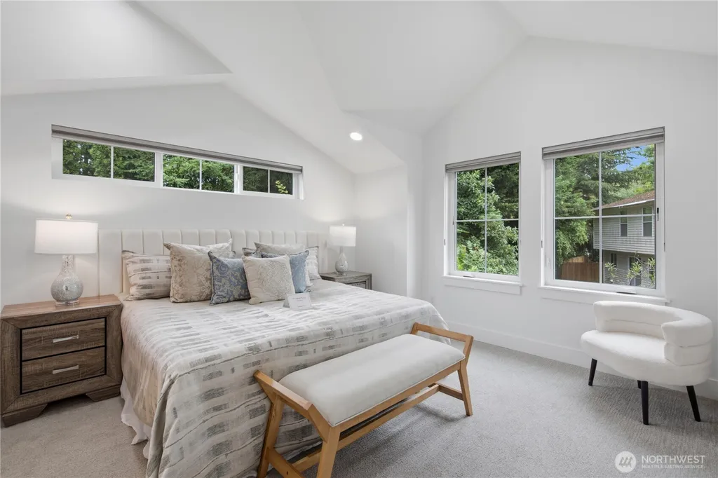 11505 112th Court NE Kirkland WA 98033