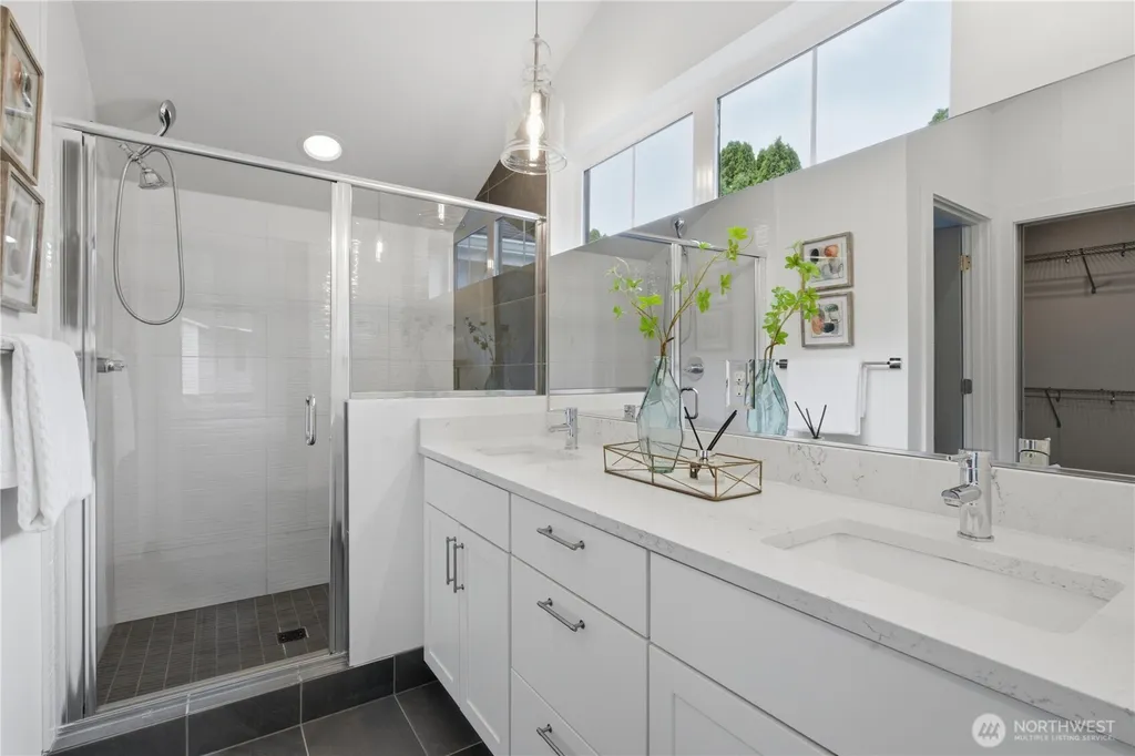 11505 112th Court NE Kirkland WA 98033