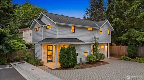 11505 112th Court NE Kirkland WA 98033