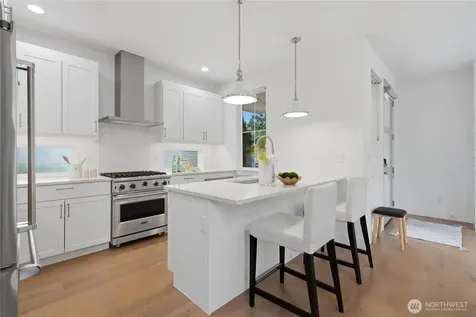 11505 112th Court NE Kirkland WA 98033