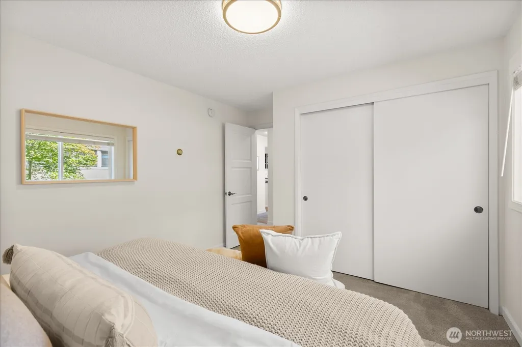 533 Alder Street Edmonds WA 98020