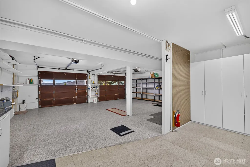 5008 Dundee Drive Anacortes WA 98221