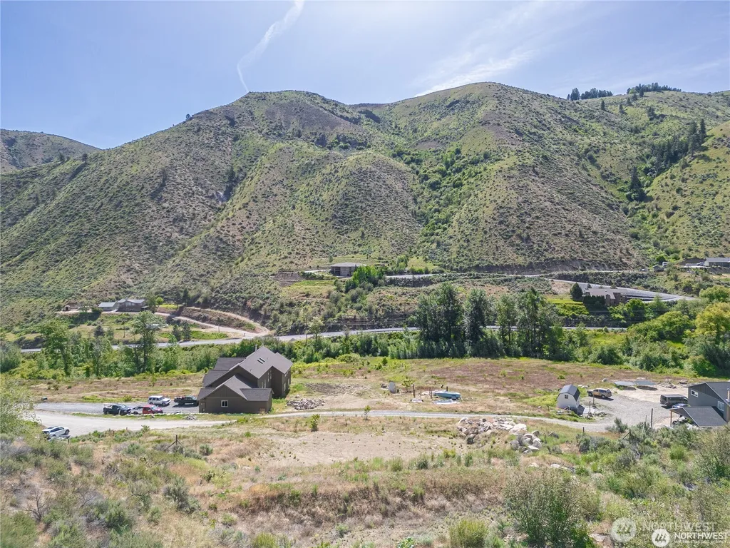 224 Hillcreek Lane Wenatchee WA 98801