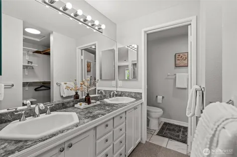 7024 155th Place Place NE Redmond WA 98052