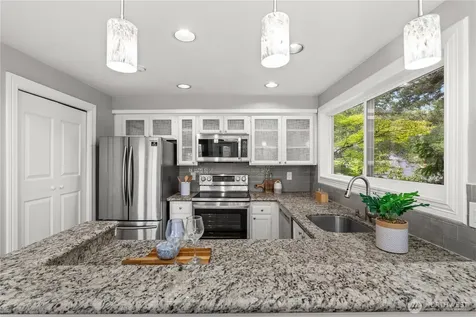 7024 155th Place Place NE Redmond WA 98052