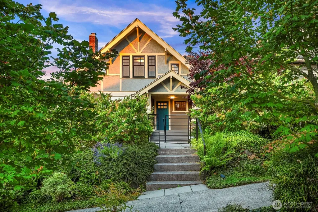 2612 1st Avenue N Seattle WA 98109