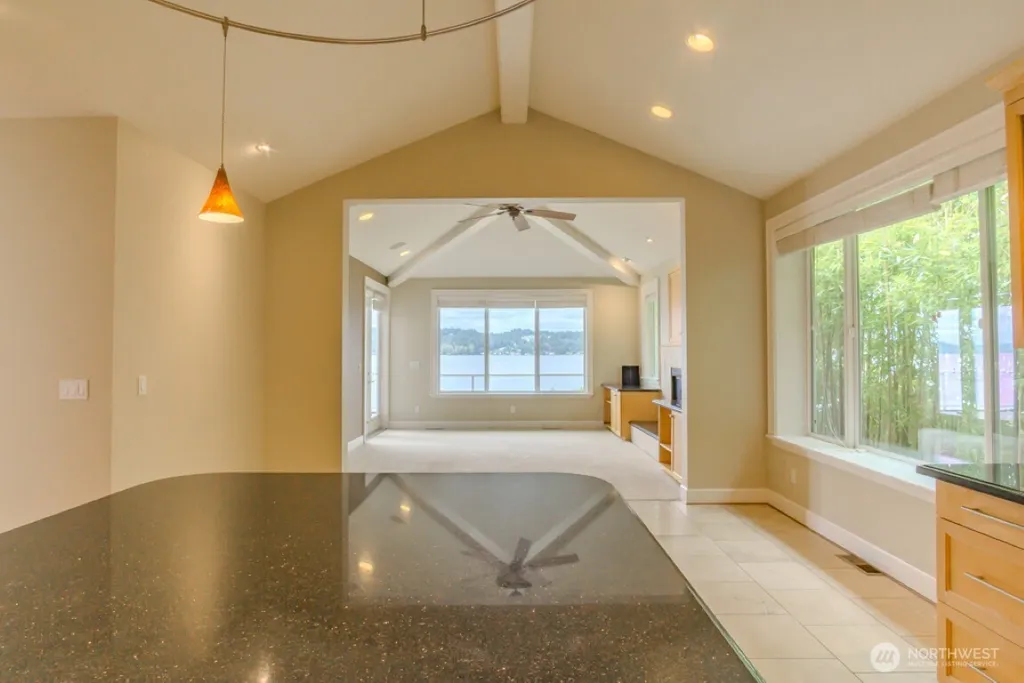 8568 Sand Point Way NE Seattle WA 98115