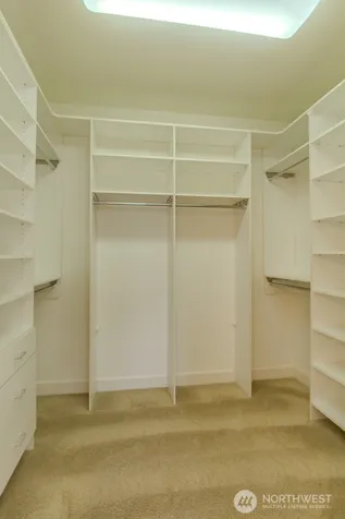 8568 Sand Point Way NE Seattle WA 98115
