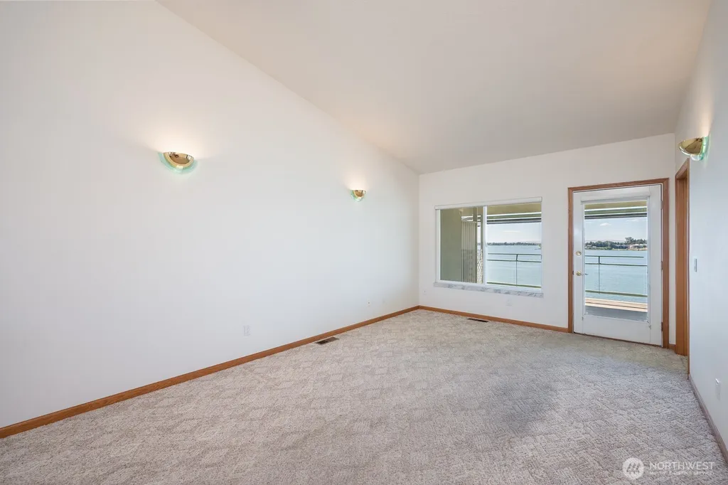 2600 W Marina Drive Moses Lake WA 98837