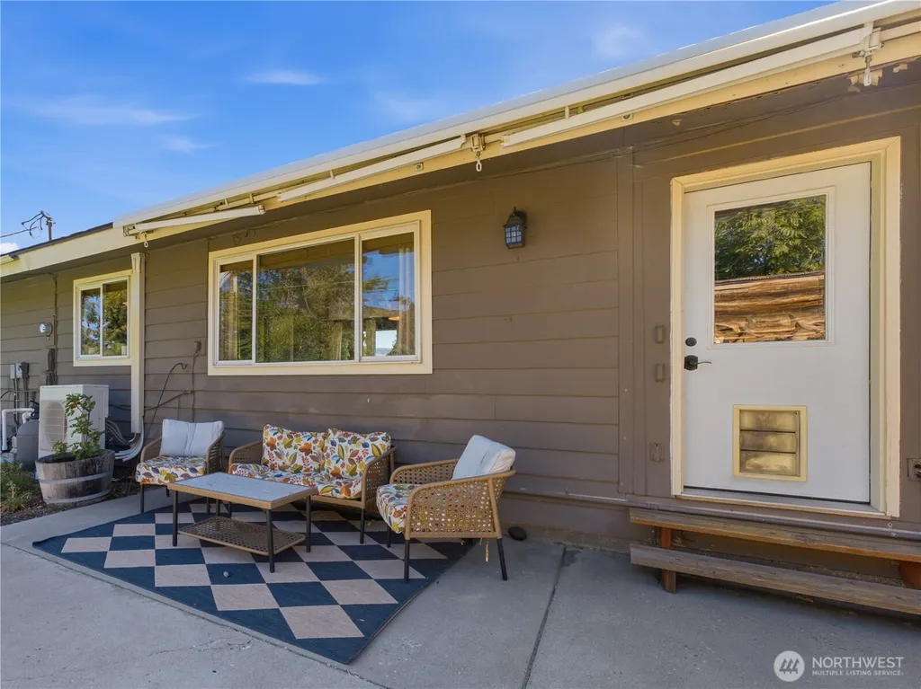 1116 Wedgewood Avenue Wenatchee WA 98801